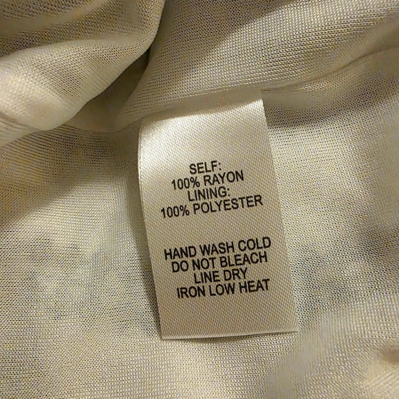 Lulus See Ya There White PrintOff-the-Shoulder Romper- Size large- NWOT🤍💙 - Picture 10 of 10